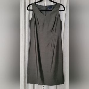 ANN TAYLOR • 100 % silk slip dress • dark green • kick pleat • lined • sz 6